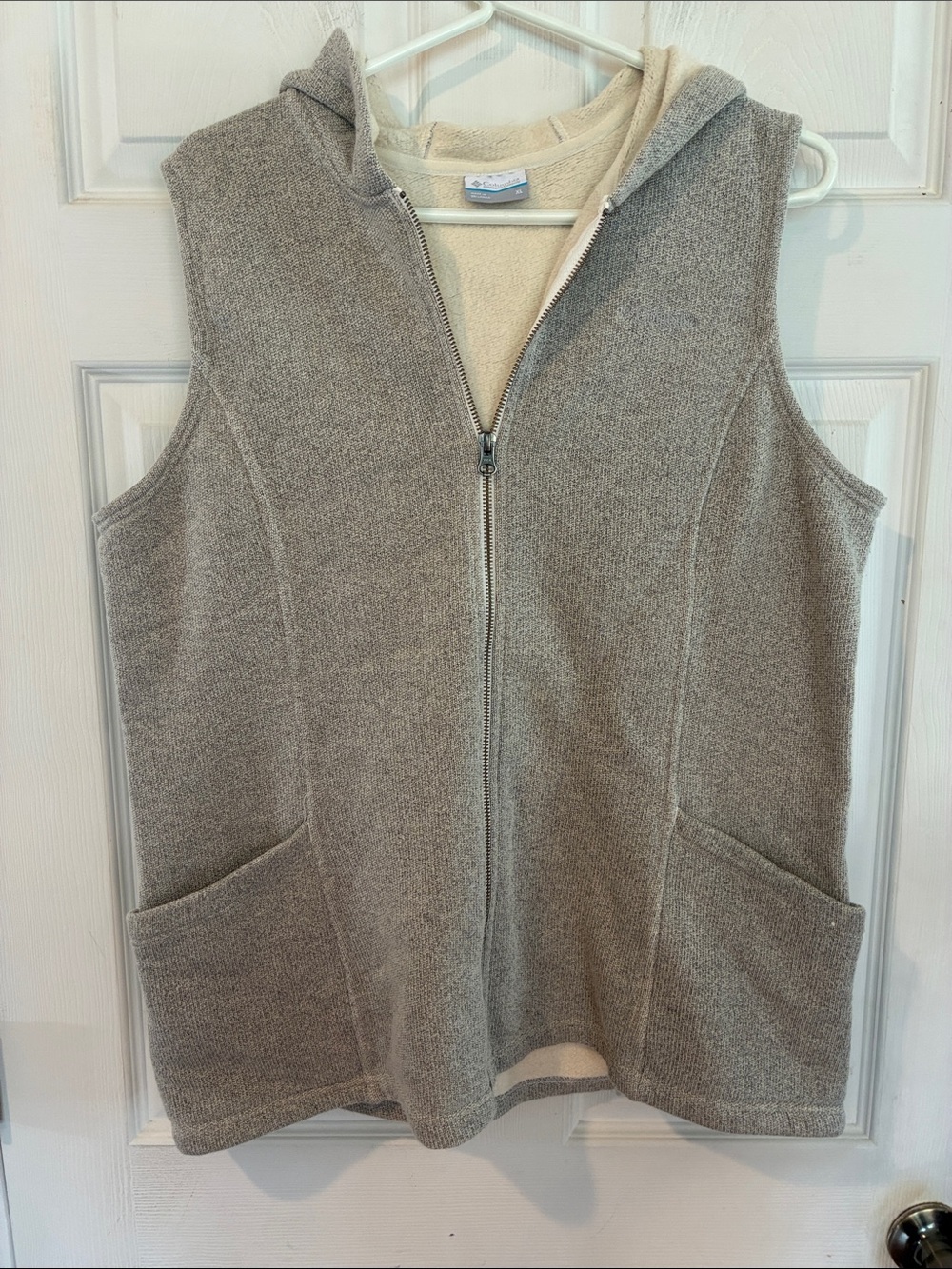 Columbia Size XL Hooded Zip Front Sleeveless Vest - Light Taupe